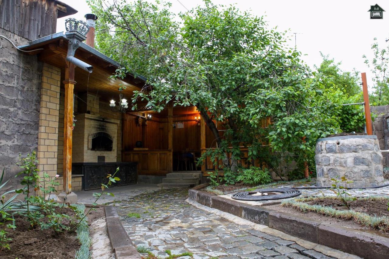 Guest House In Giumri Zewnętrze zdjęcie