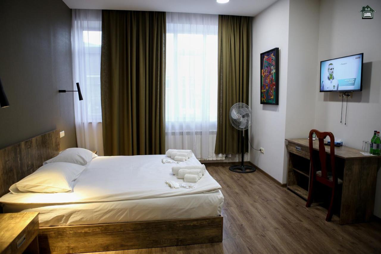 Guest House In Giumri Zewnętrze zdjęcie
