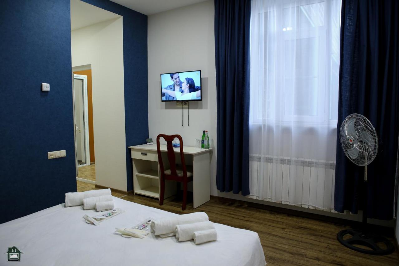 Guest House In Giumri Zewnętrze zdjęcie